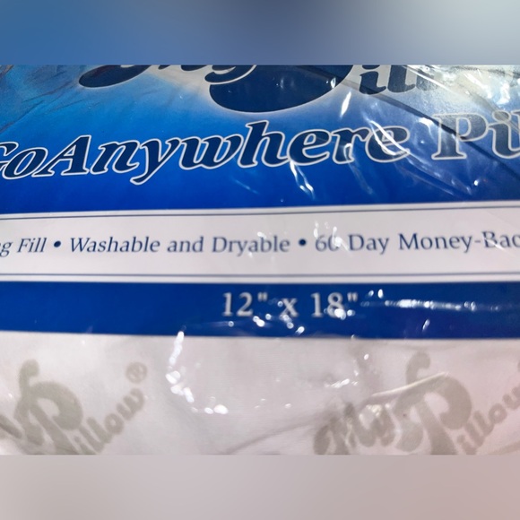 Brand New Sealed The Multi-Use MyPillow Go Anywhere Pillow and Pillowcase - Picture 5 of 7